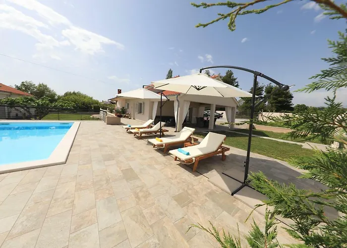 House Tamaris 펜션 *